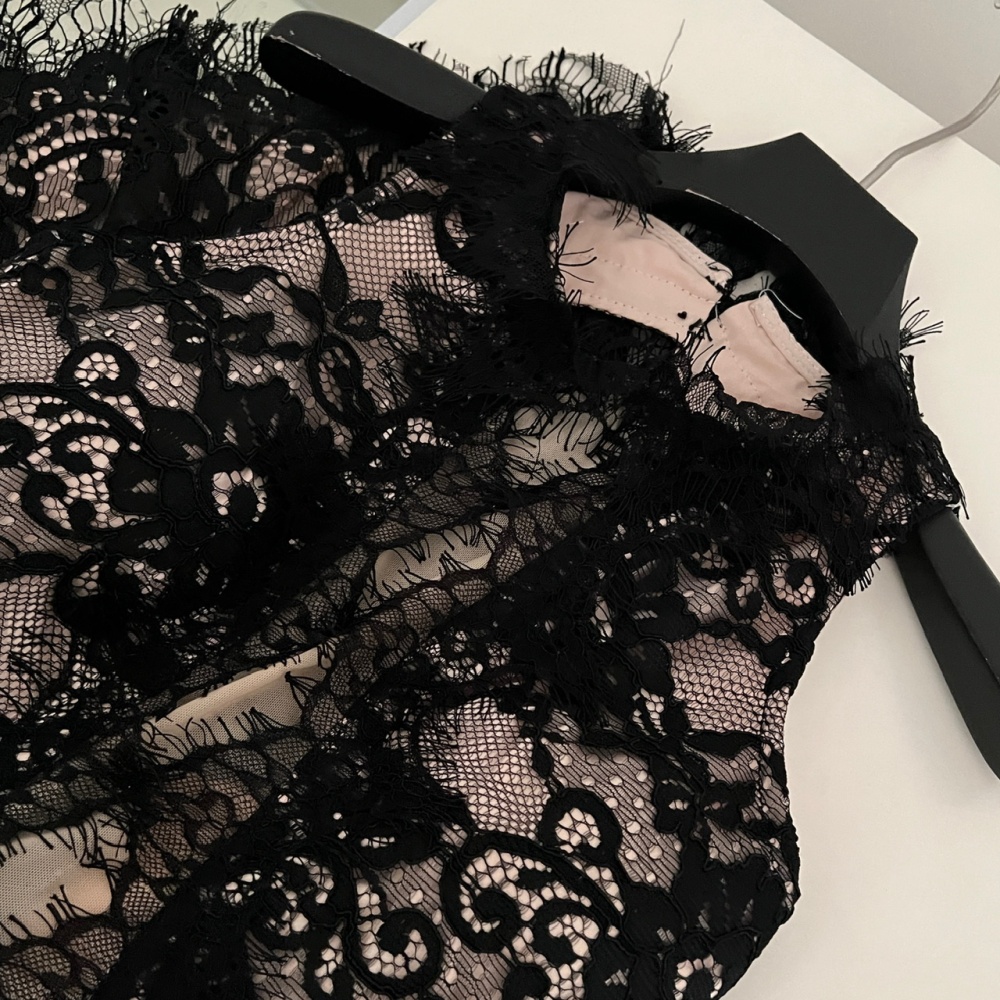 Lace sexy summer dress sleeveless hollow T-back