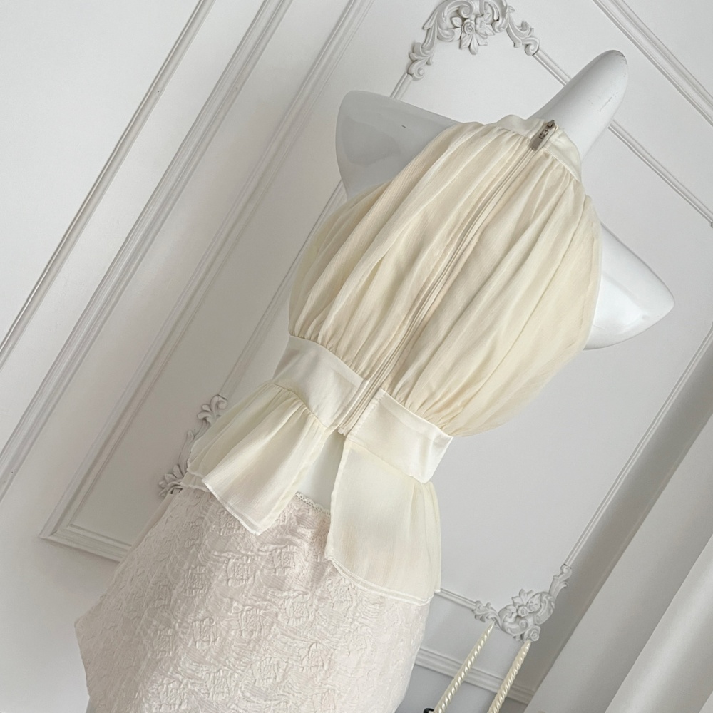 Elegant simple skirt refinement bandage tops a set