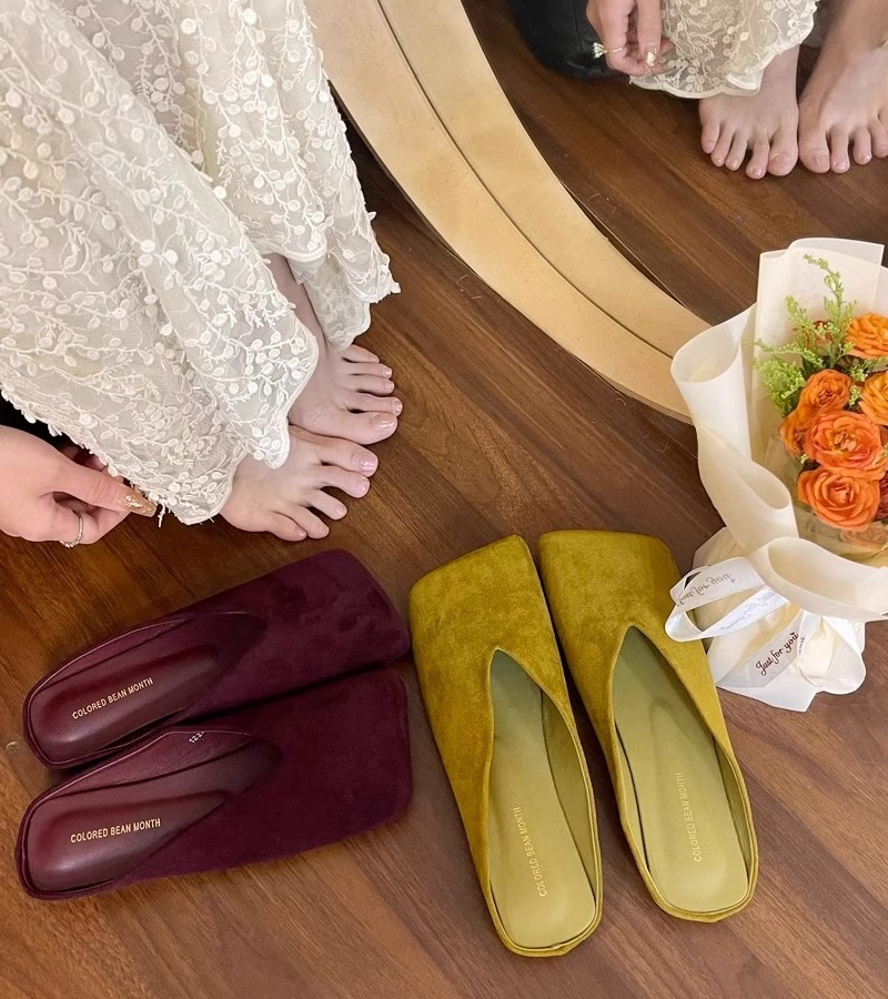 Niche shoes wears outside slippers for women