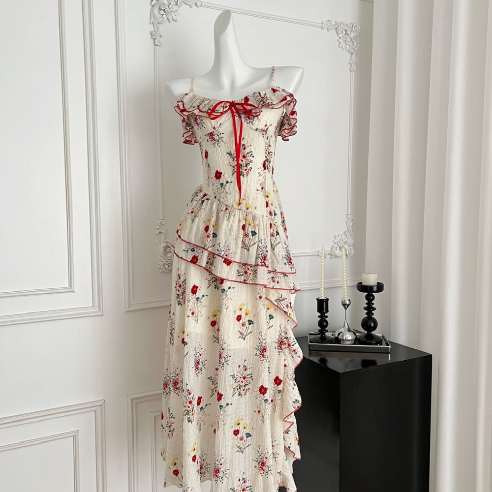 Wear short skirt floral strap dress a set