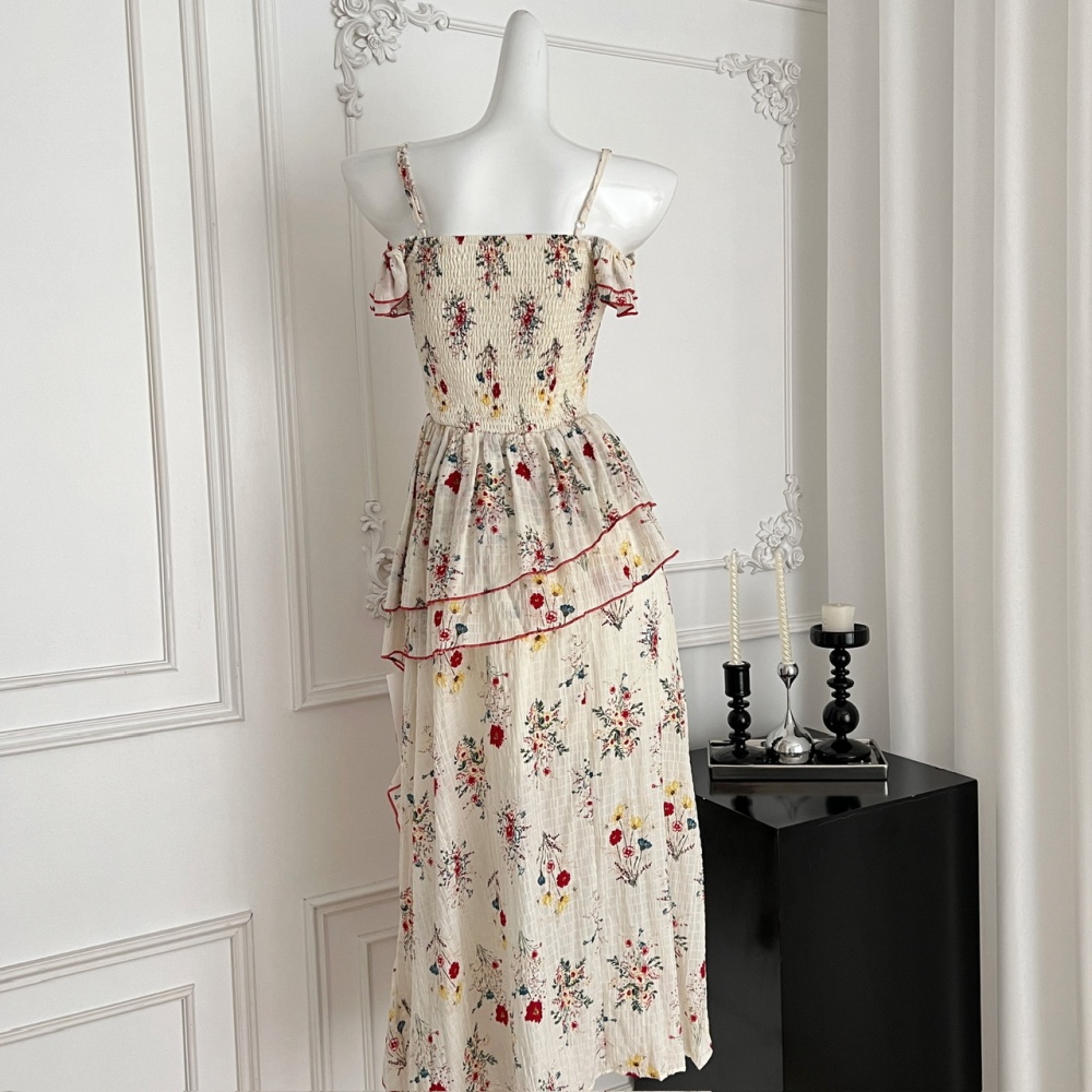 Wear short skirt floral strap dress a set