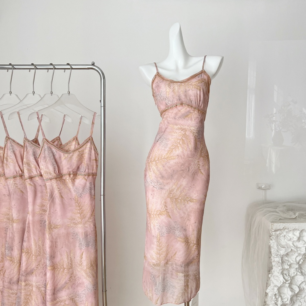 Slim sling dress