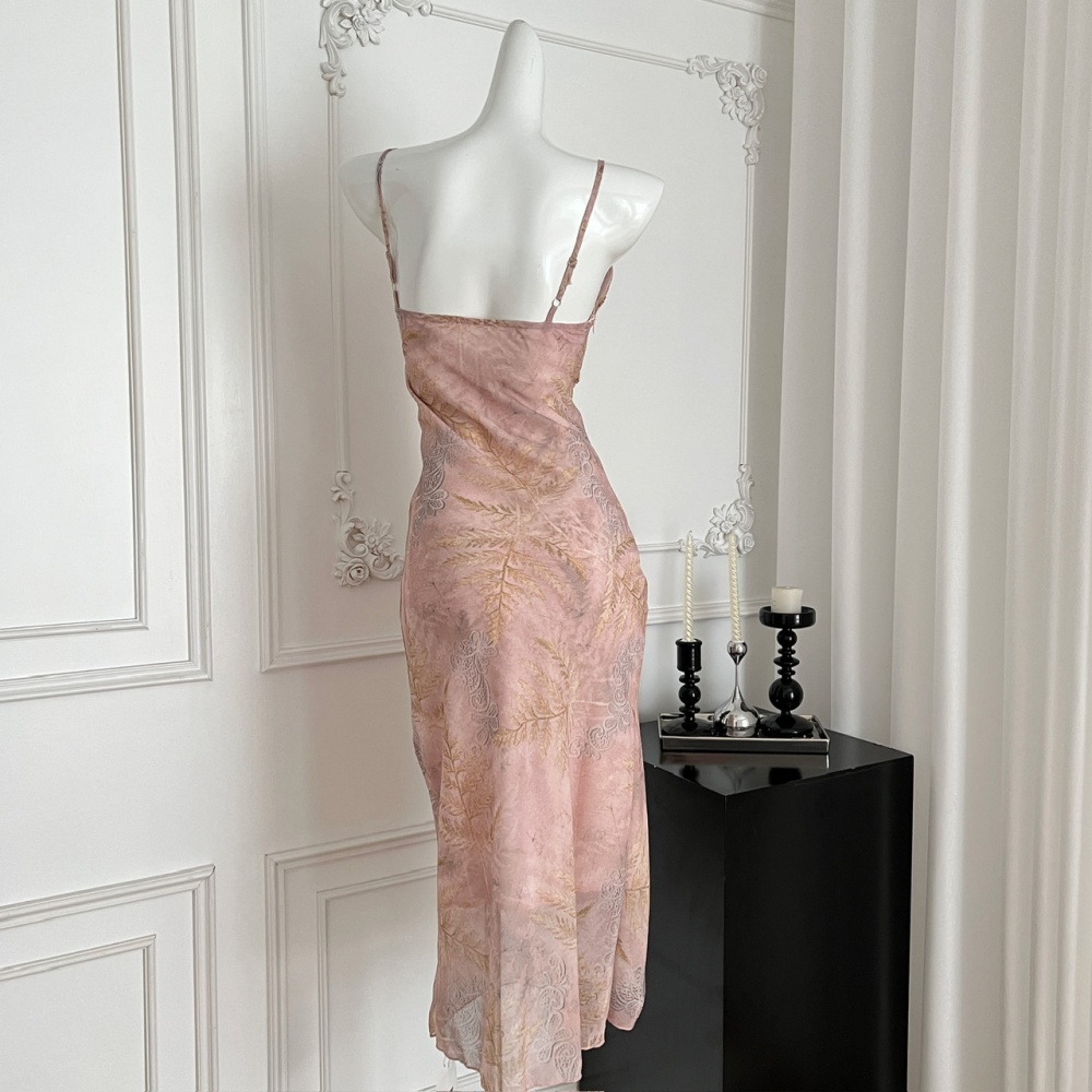 Slim sling dress