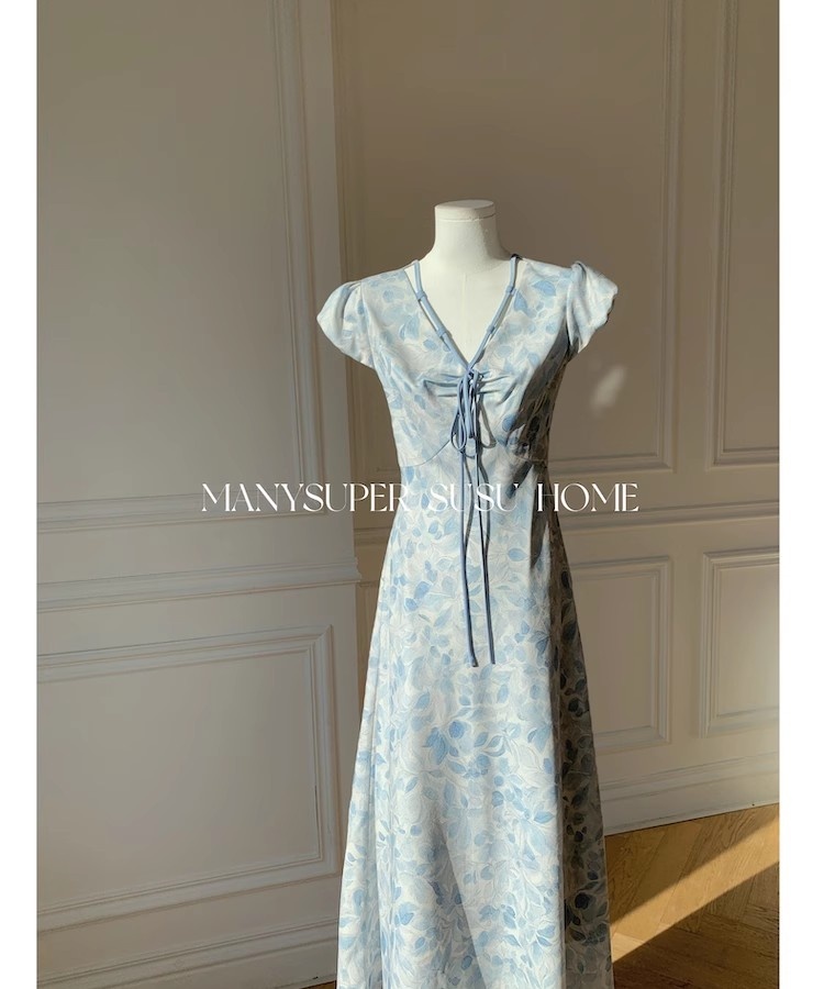 Was white printing elegant blue short sleeve pinched waist dress