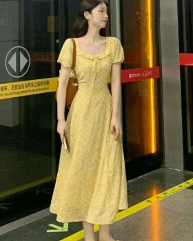Niche pinched waist floral romantic slim elegant dress