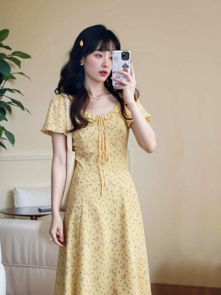 Niche pinched waist floral romantic slim elegant dress