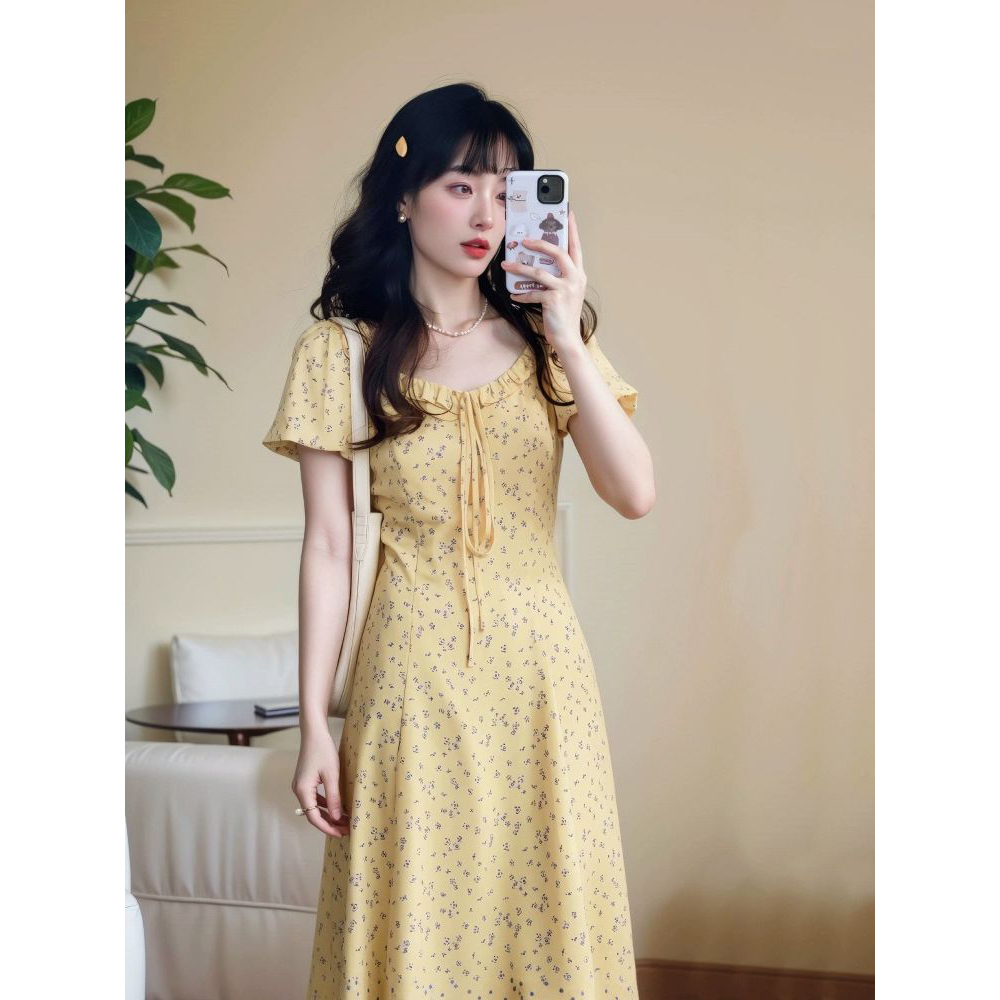 Niche pinched waist floral romantic slim elegant dress