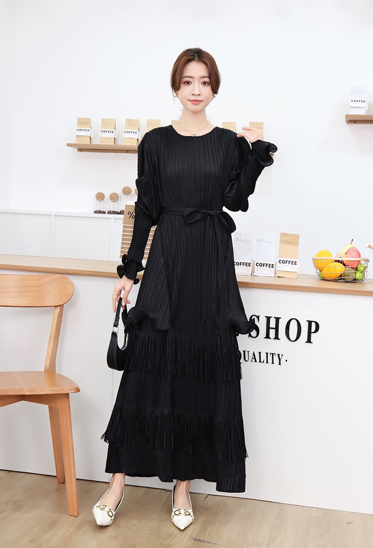 Cake tassels wood ear long dress frenum long sleeve dress