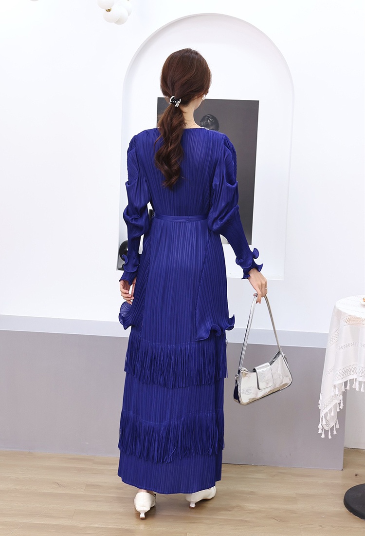 Cake tassels wood ear long dress frenum long sleeve dress
