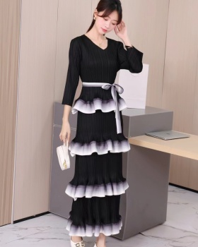 Niche cake slim light luxury crimp lotus leaf edges dress