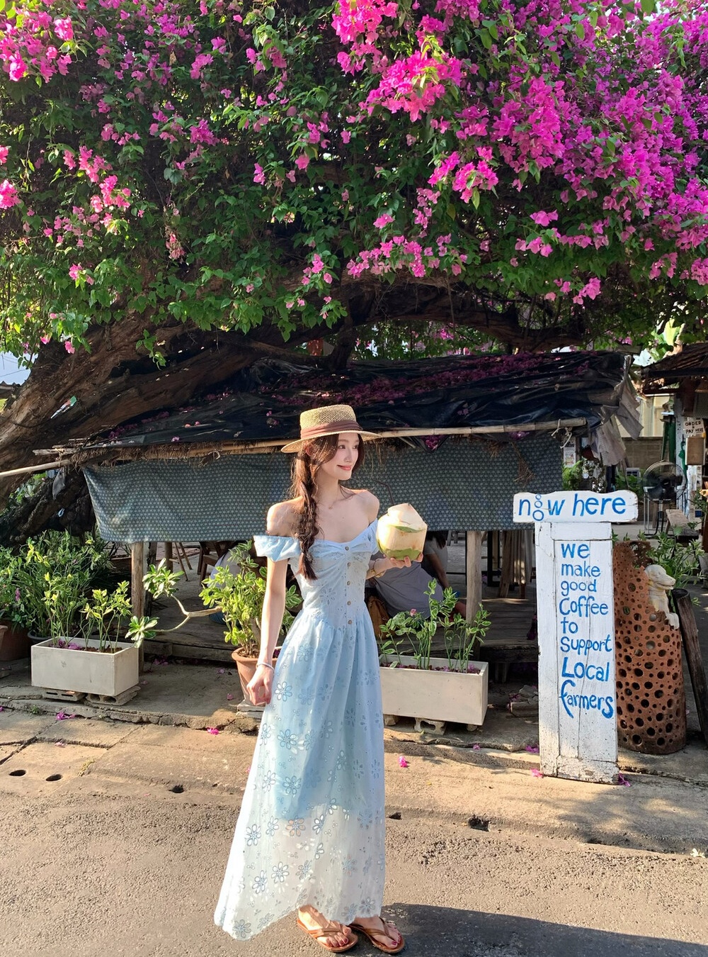 France style sweet quality hollow embroidery dress