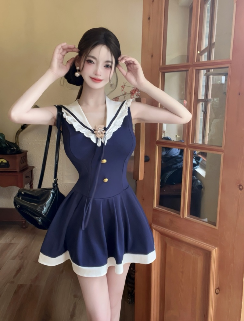 Pinched waist sexy short big skirt lapel college style dress