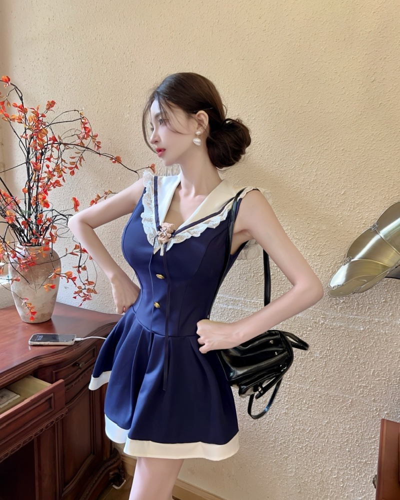 Pinched waist sexy short big skirt lapel college style dress