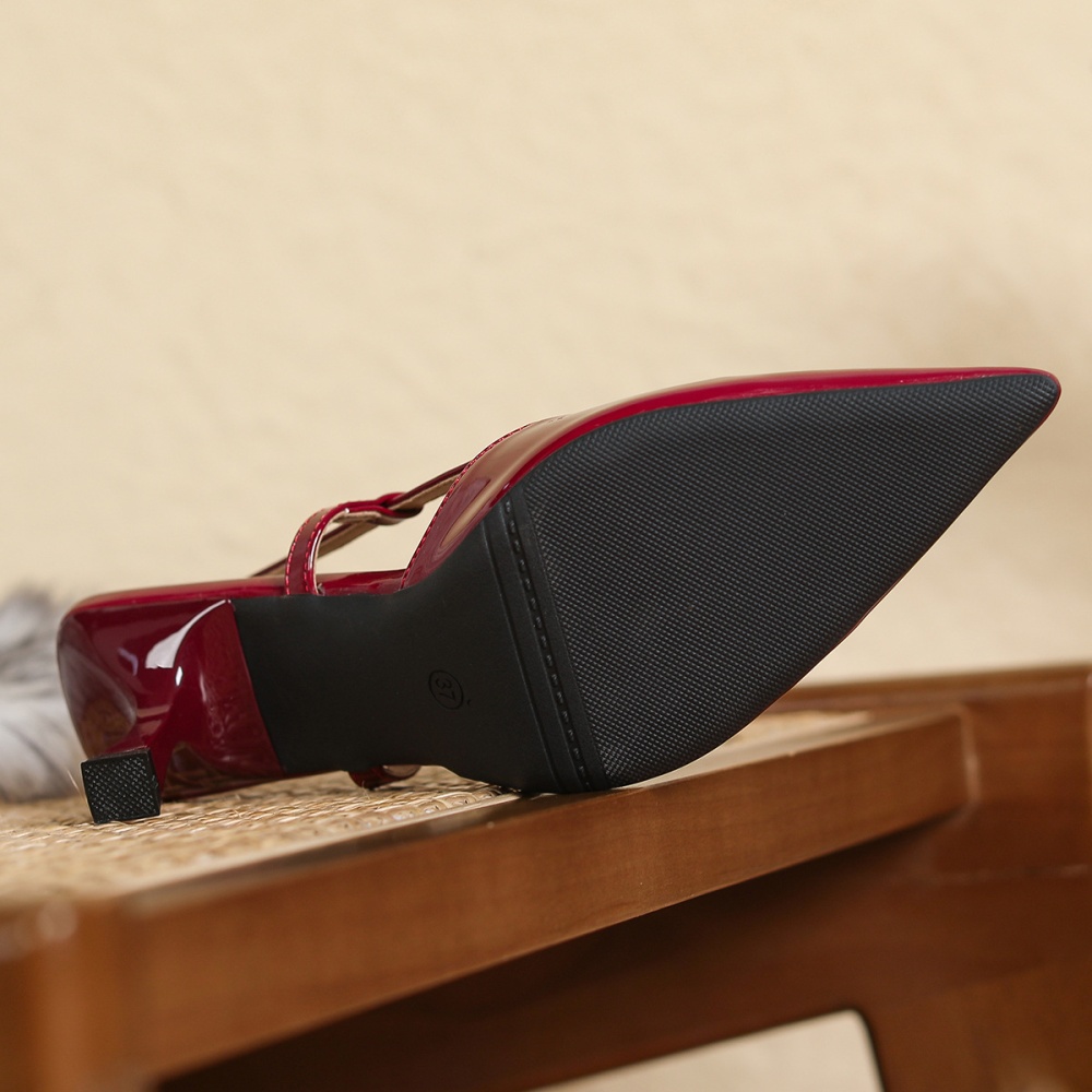Fine-root large yard sandals France style pointed shoes for women