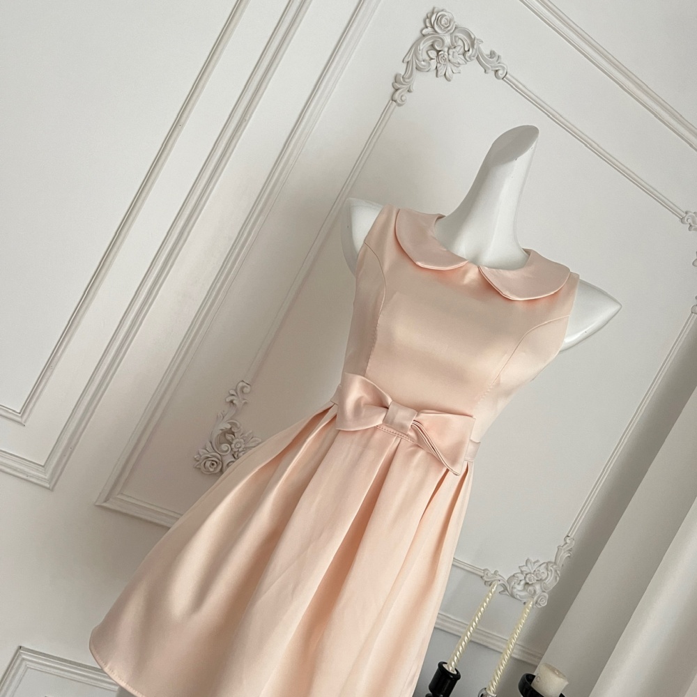 Pinched waist sleeveless dress doll collar satin vest