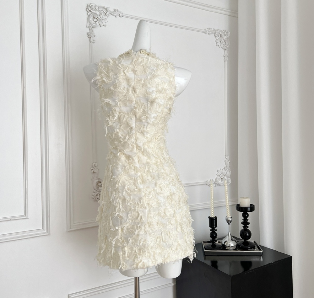 Sleeveless France style feather A-line dress for women