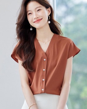 Wears outside shirt Casual small shirt for women