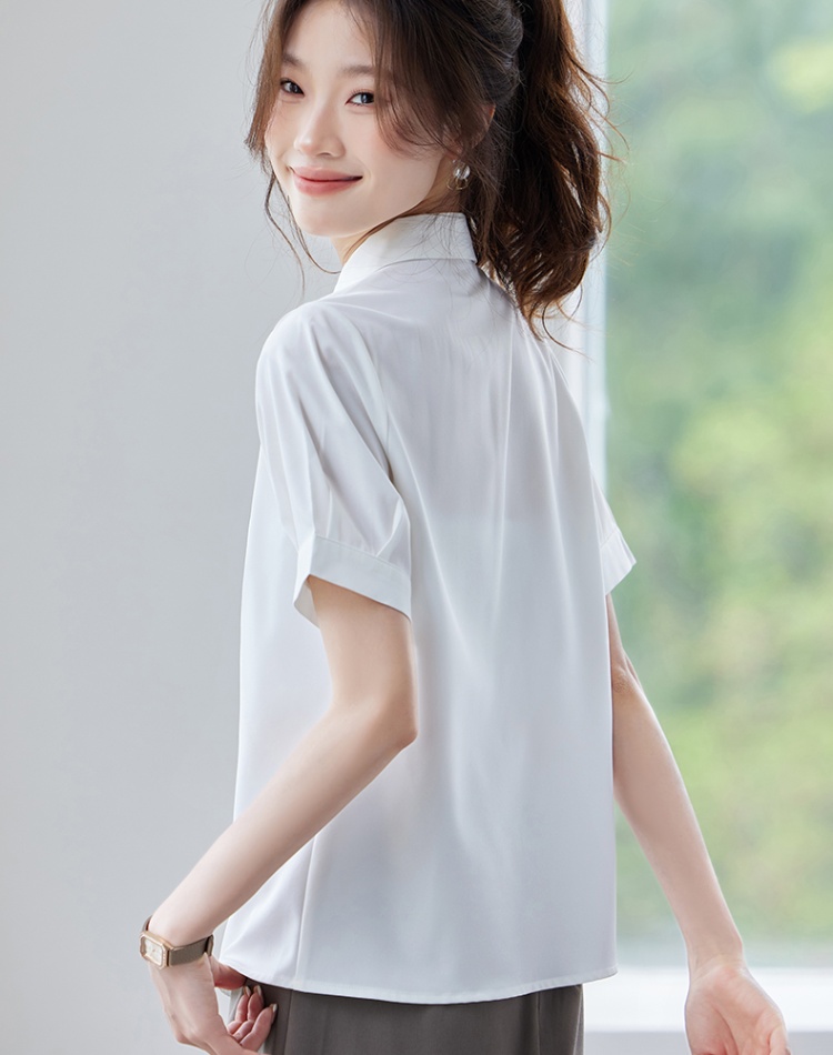 Temperament commuting small shirt Casual shirt