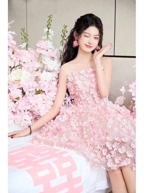Bride flowers formal dress light wrapped chest dress