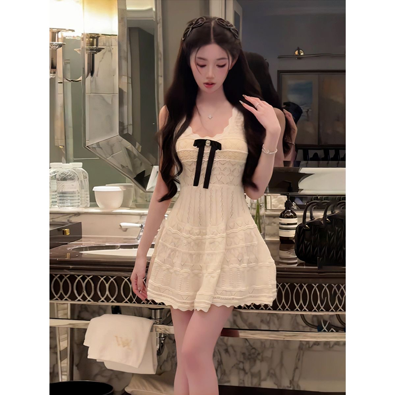 Crochet white dress knitted sleeveless dress