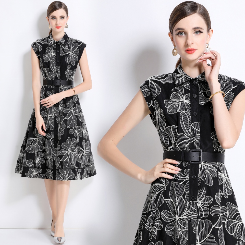 Embroidery with belt dress sleeveless long dress