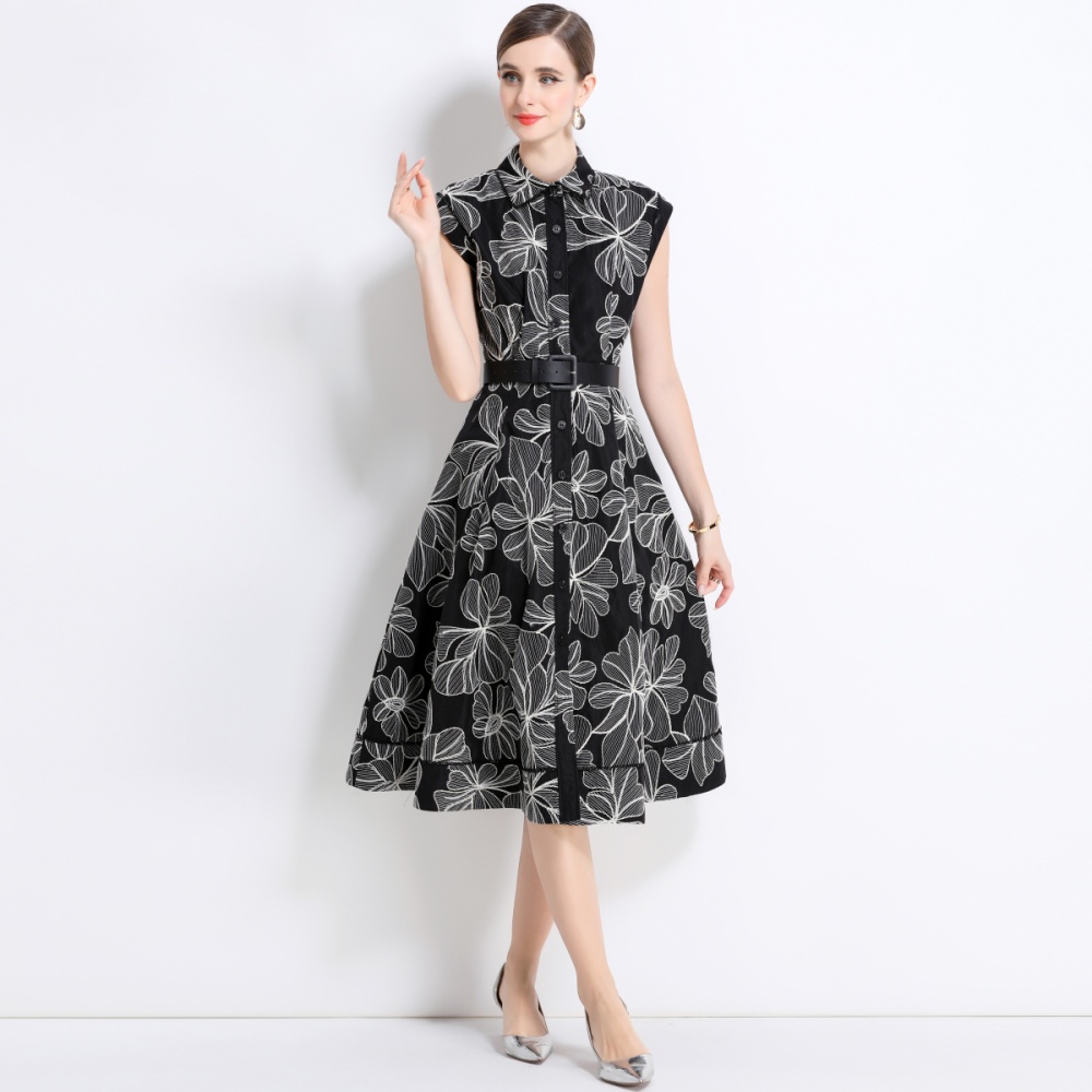 Embroidery with belt dress sleeveless long dress