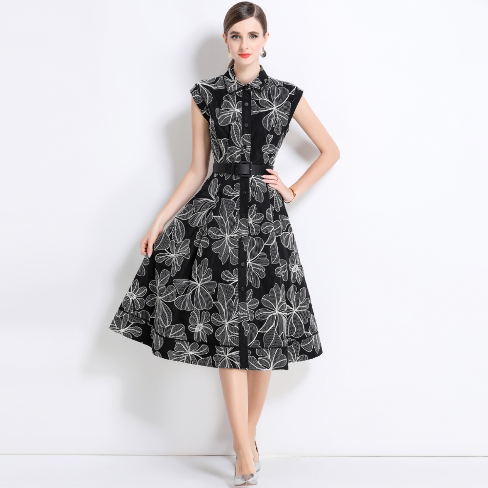 Embroidery with belt dress sleeveless long dress
