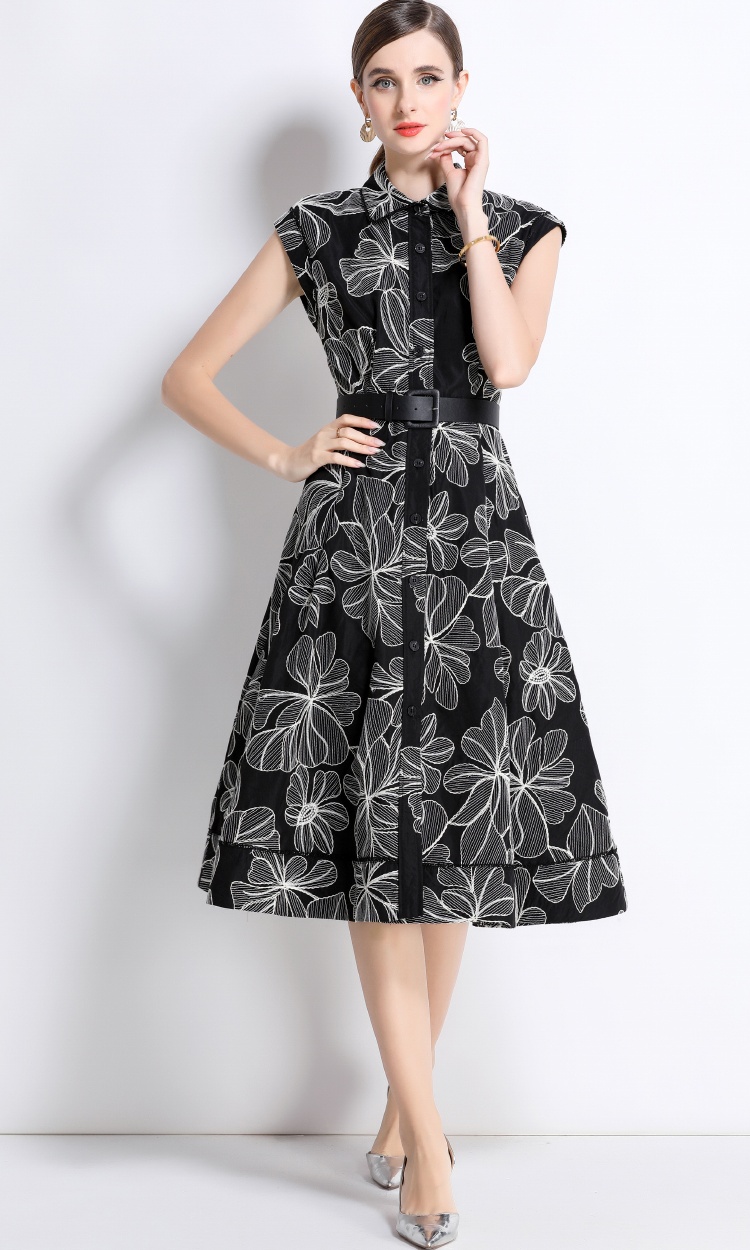 Embroidery with belt dress sleeveless long dress
