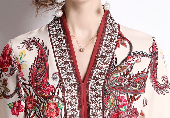 European style flower with belt slim V-neck dress