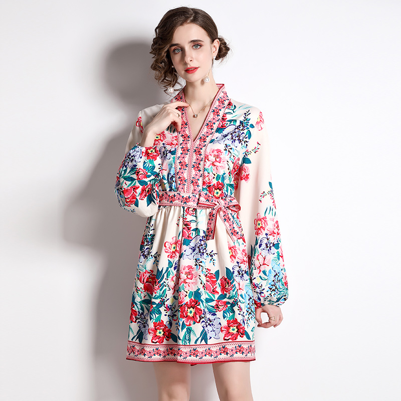 Slim V-neck European style flower long sleeve dress