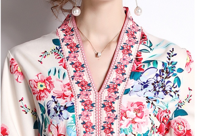 Slim V-neck European style flower long sleeve dress