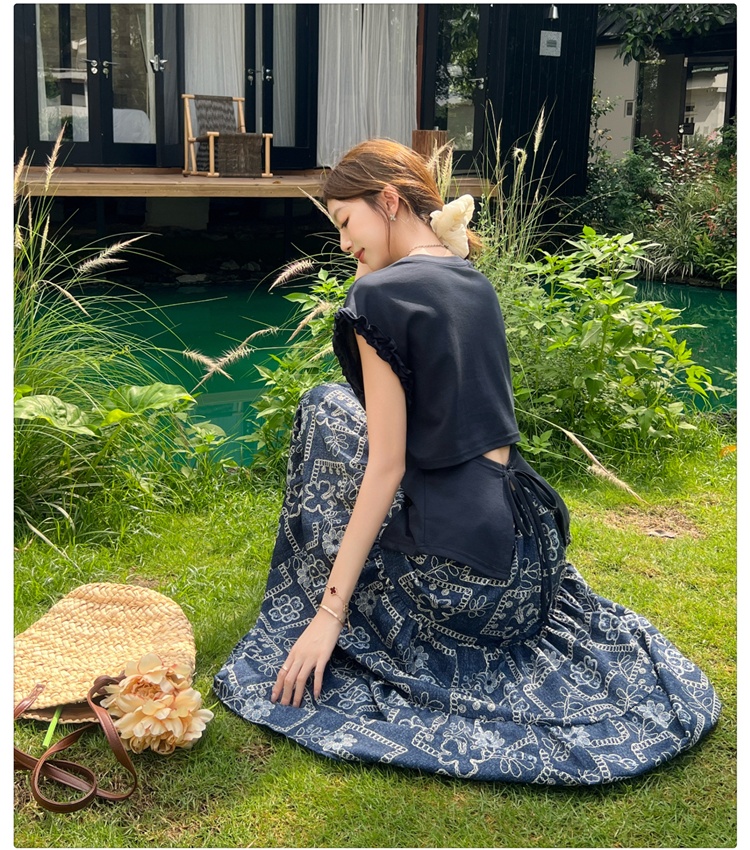 Floral hollow T-shirt big skirt wood ear skirt a set