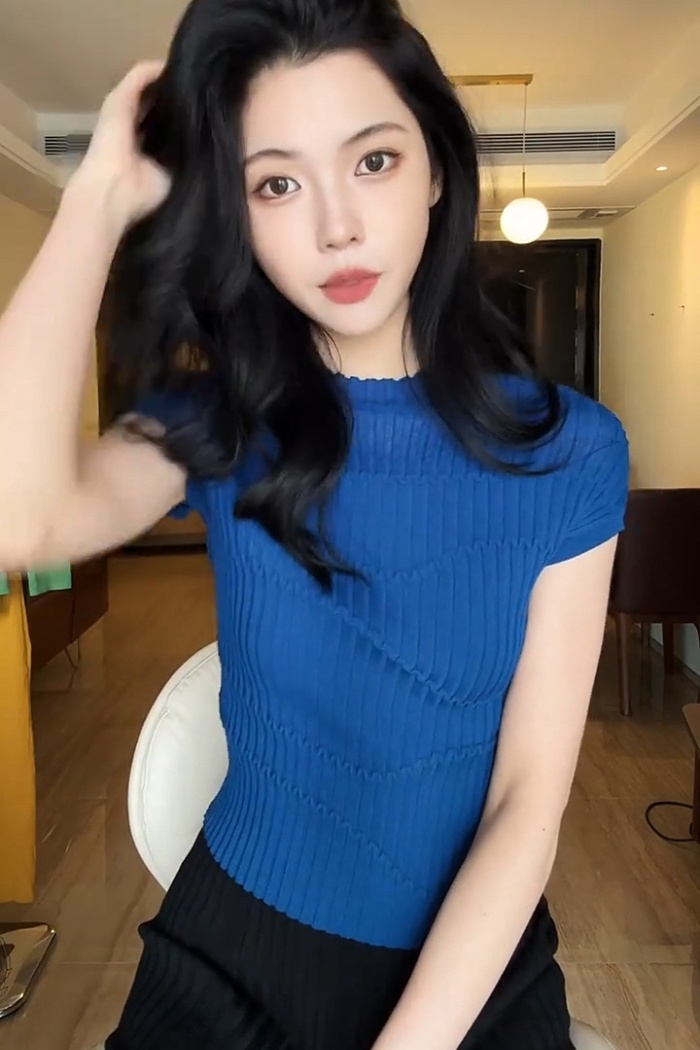 Temperament round neck tops short sleeve summer sweater