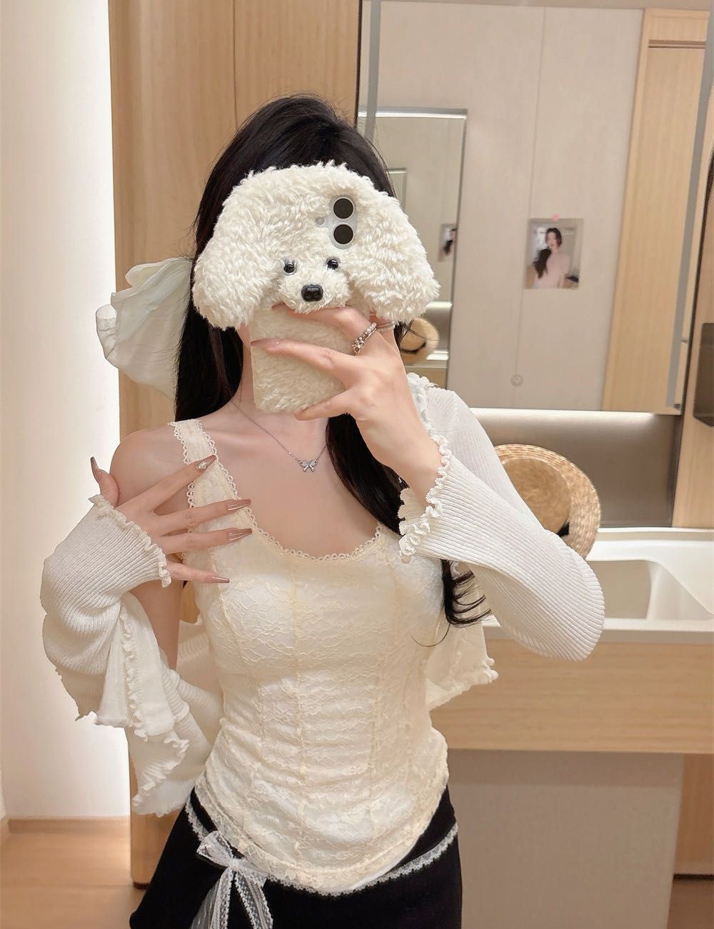 Slim lace halter integrated with chest pad summer vest