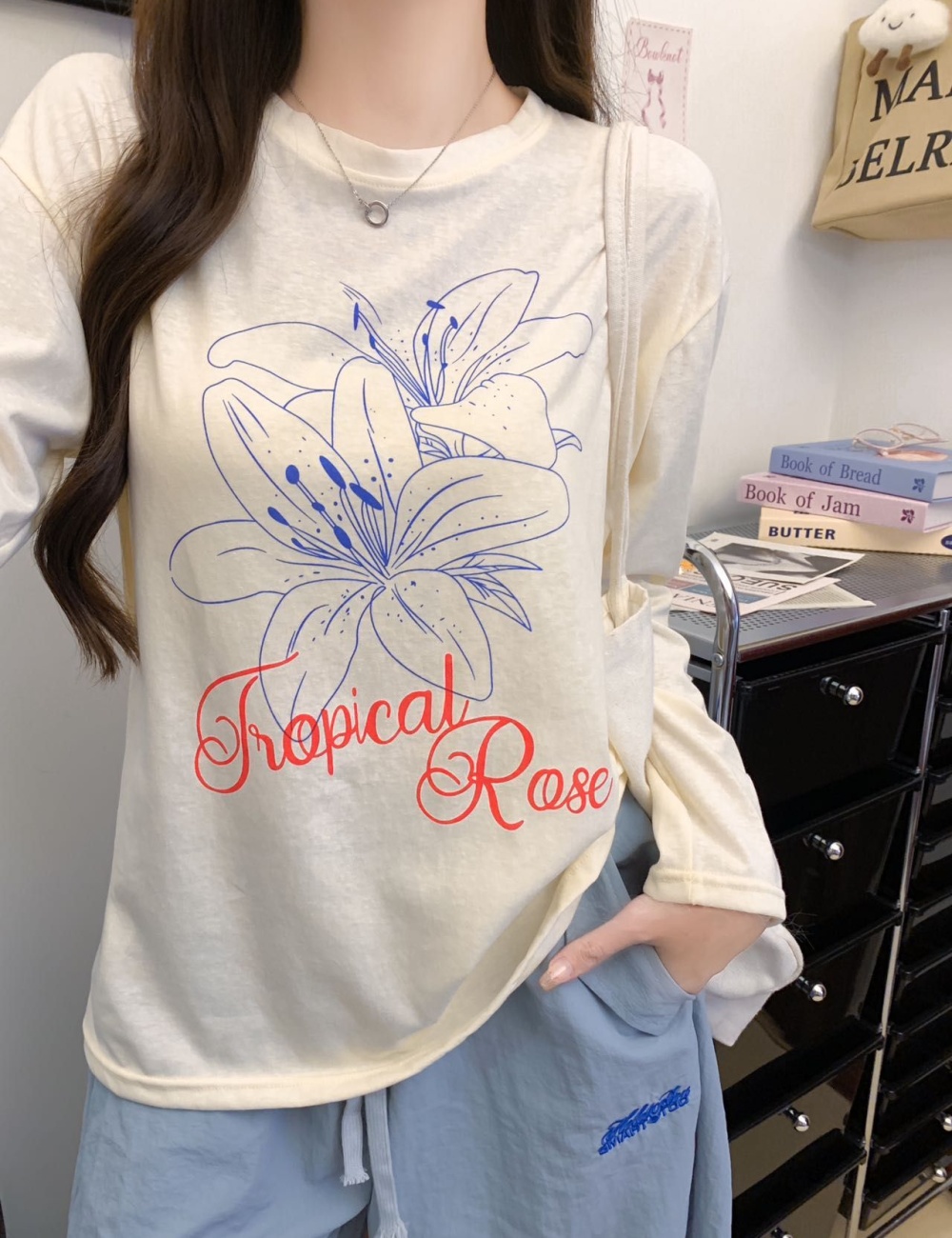 Lazy flowers tops all-match letters smock for women