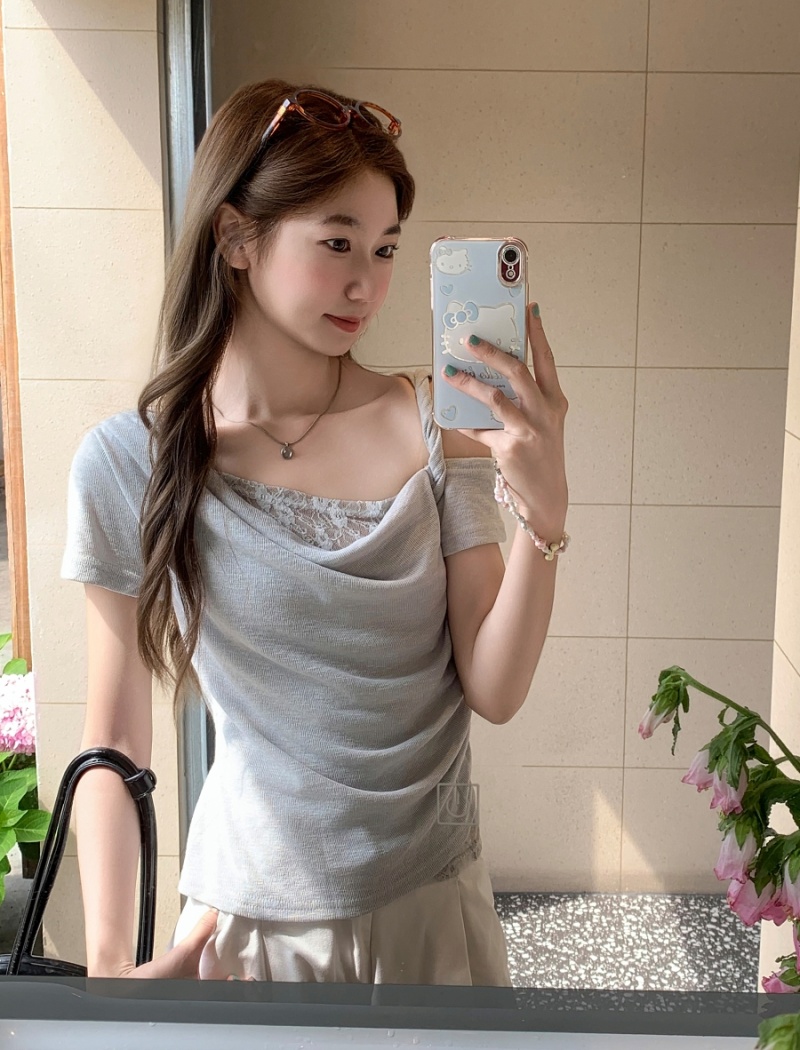 Horizontal collar small shirt T-shirt for women