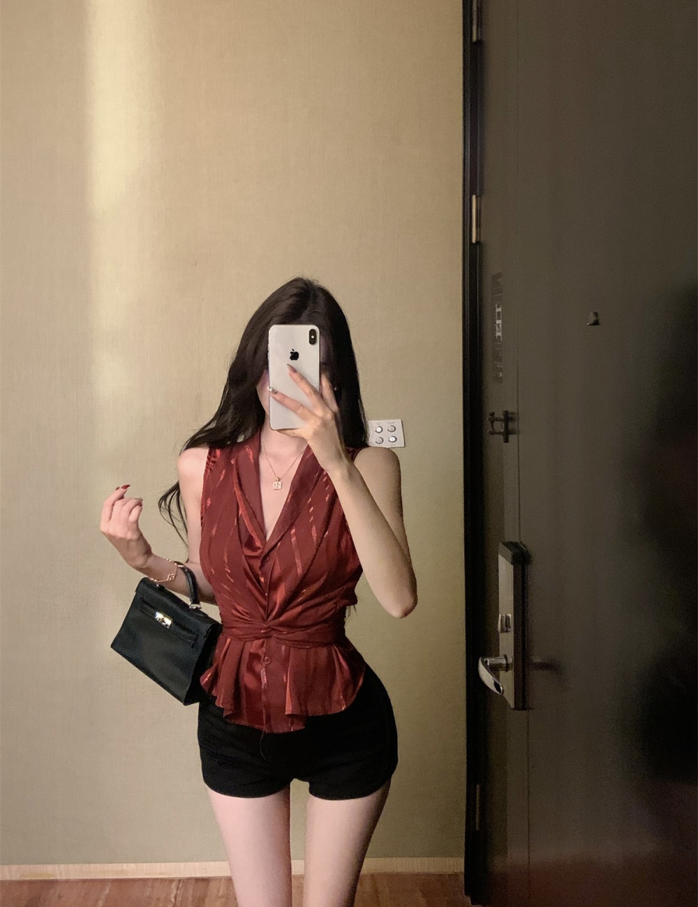 V-neck sleeveless pinched waist France style tops