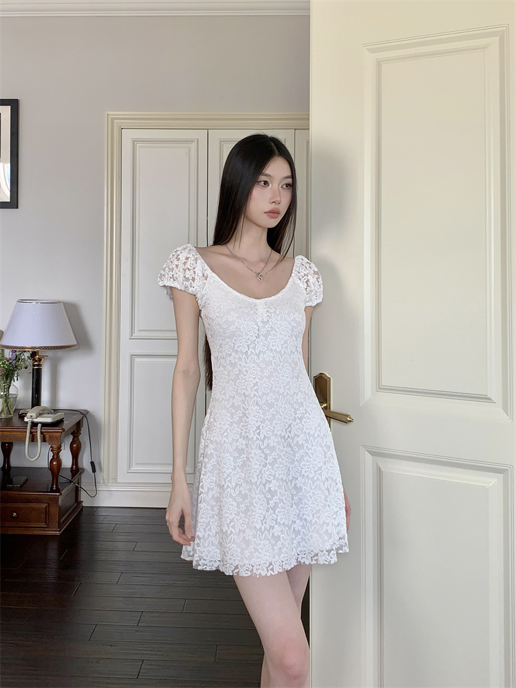 Summer slim pinched waist lace dress