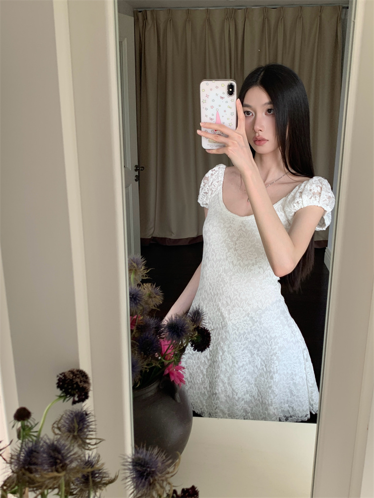 Summer slim pinched waist lace dress