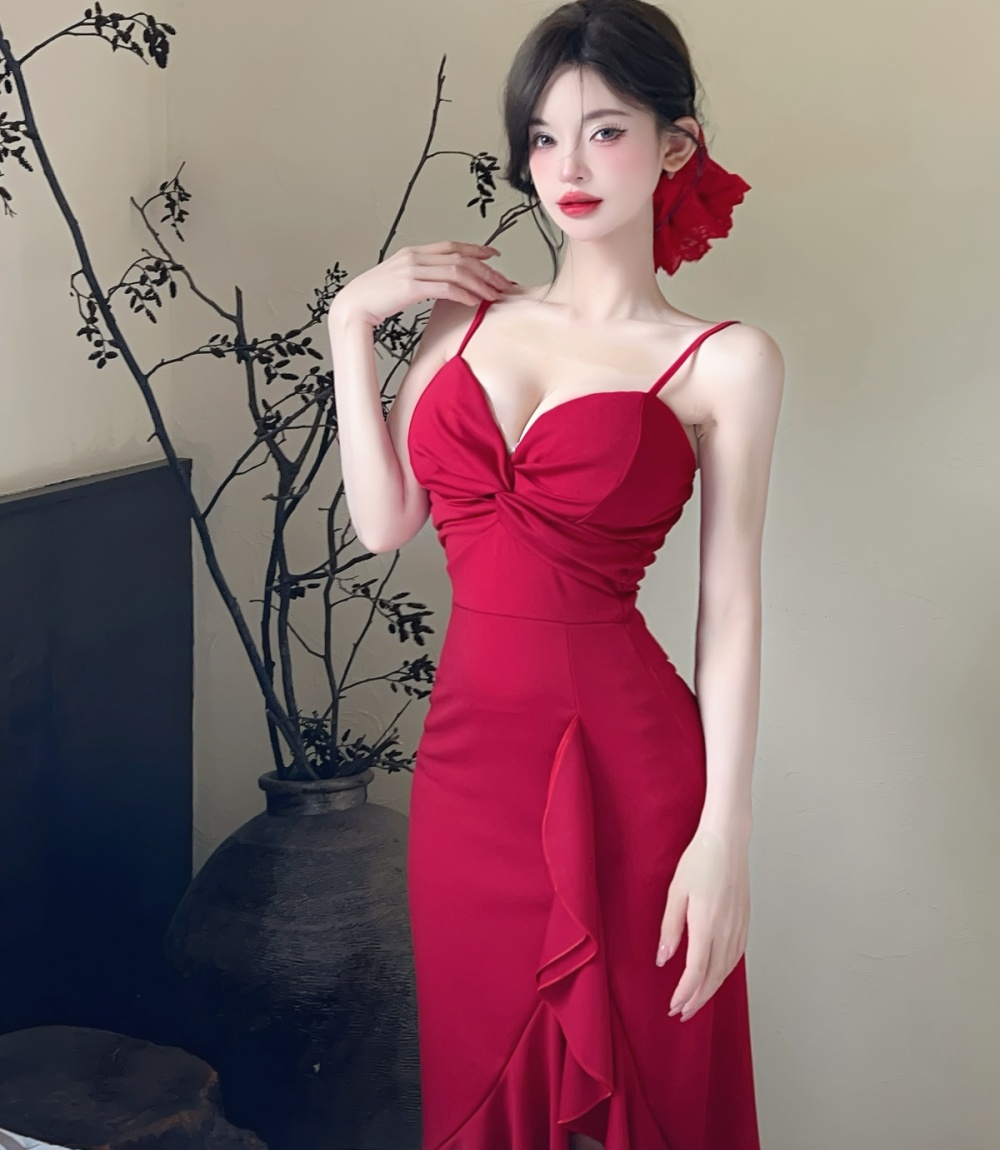 Wrapped chest long dress trailing evening dress