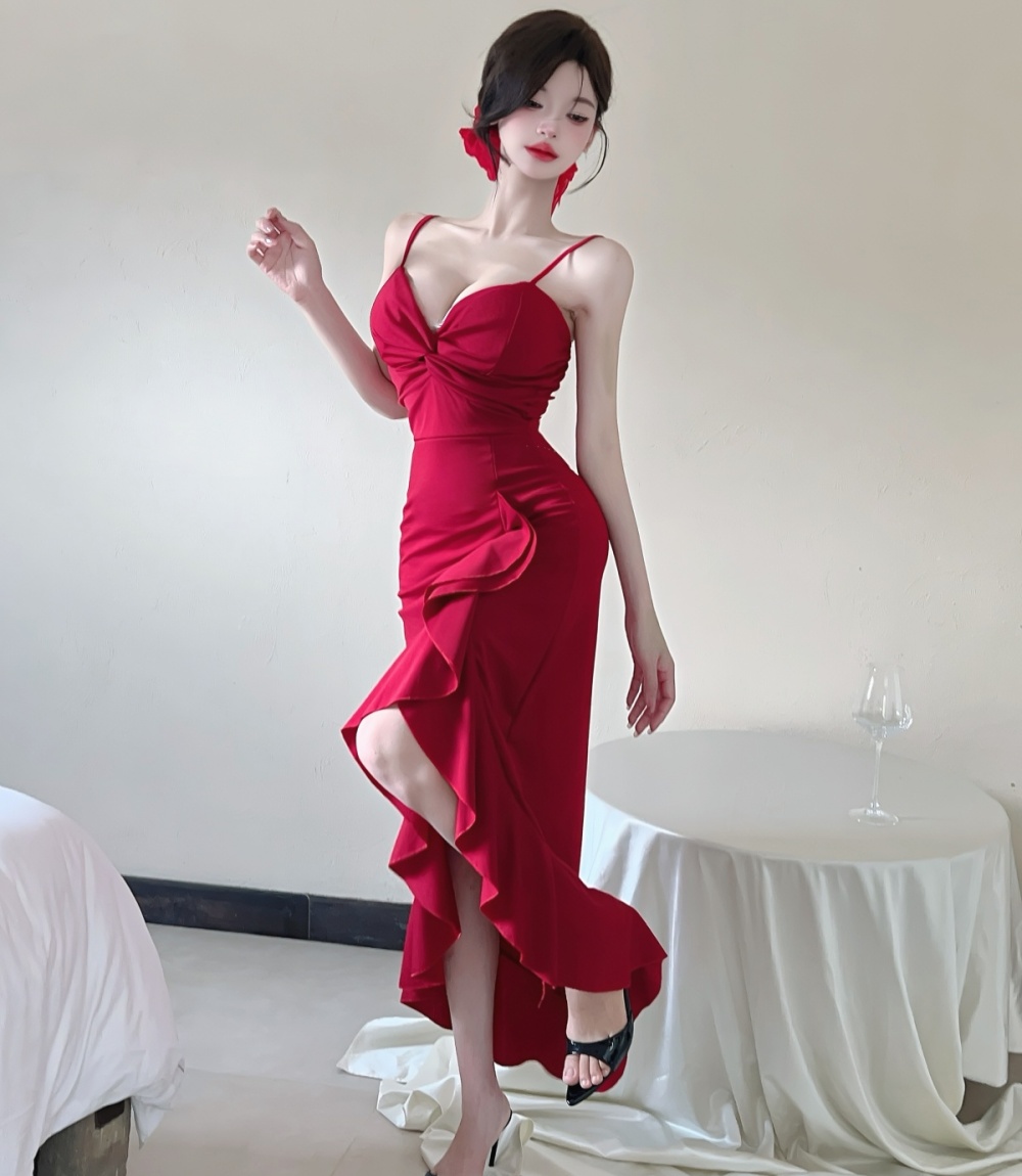 Wrapped chest long dress trailing evening dress