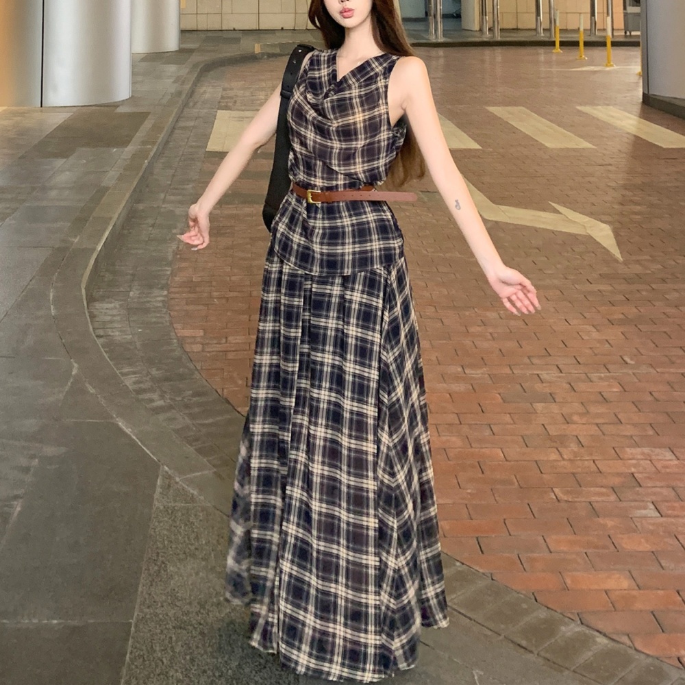 Plaid Korean style long skirt sleeveless tops a set