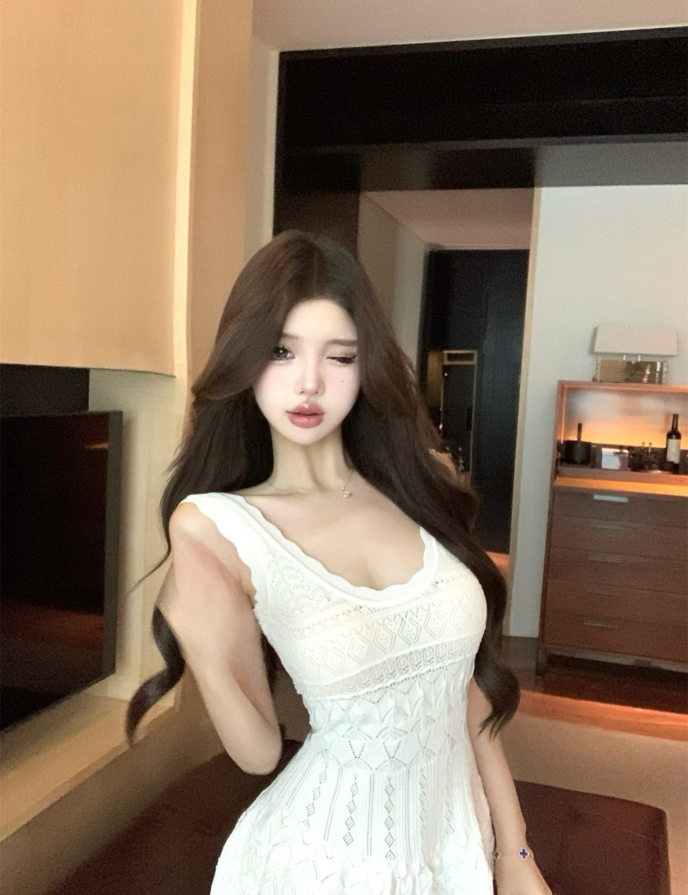 White ice silk sling T-back summer pinched waist vest
