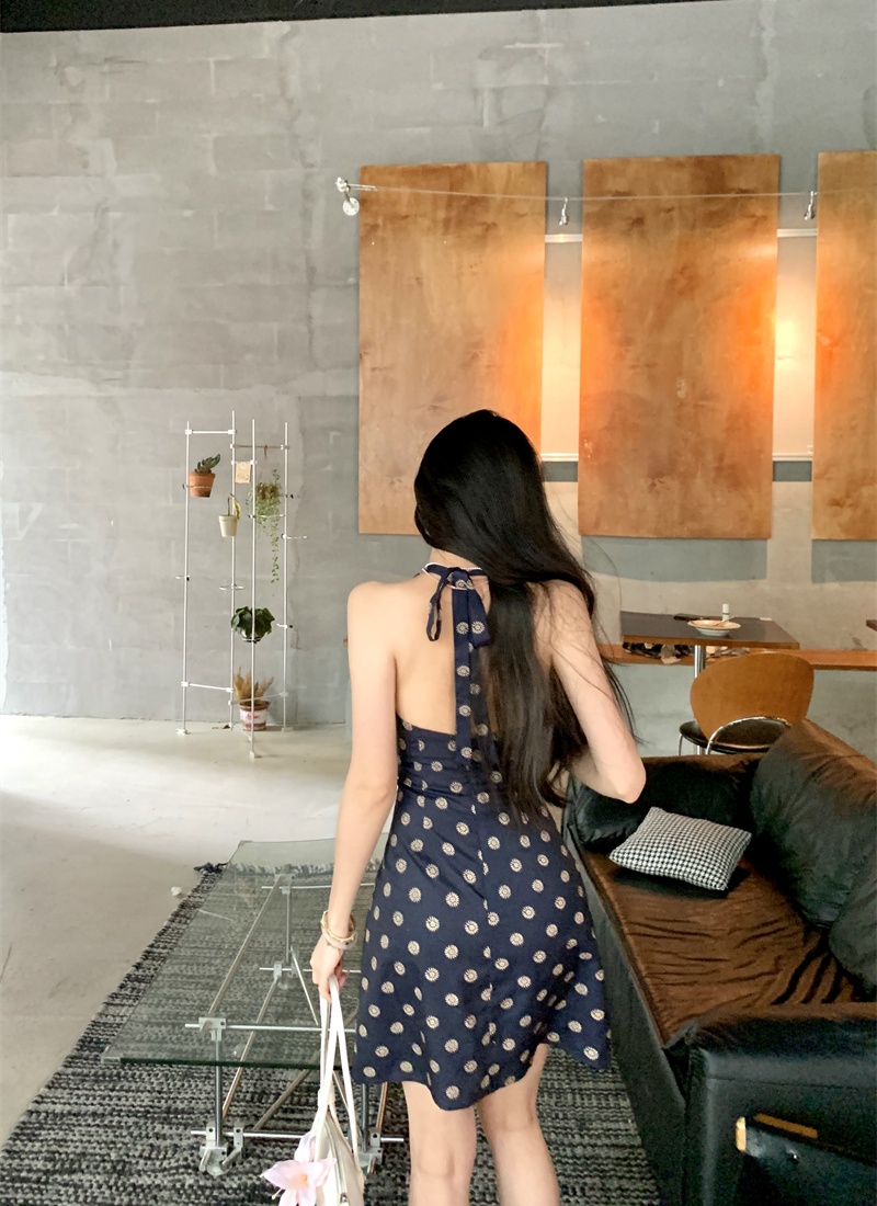 Pinched waist dress temperament T-back for women