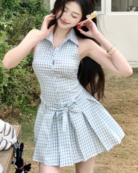Plaid sleeveless dress inside the ride dress for women