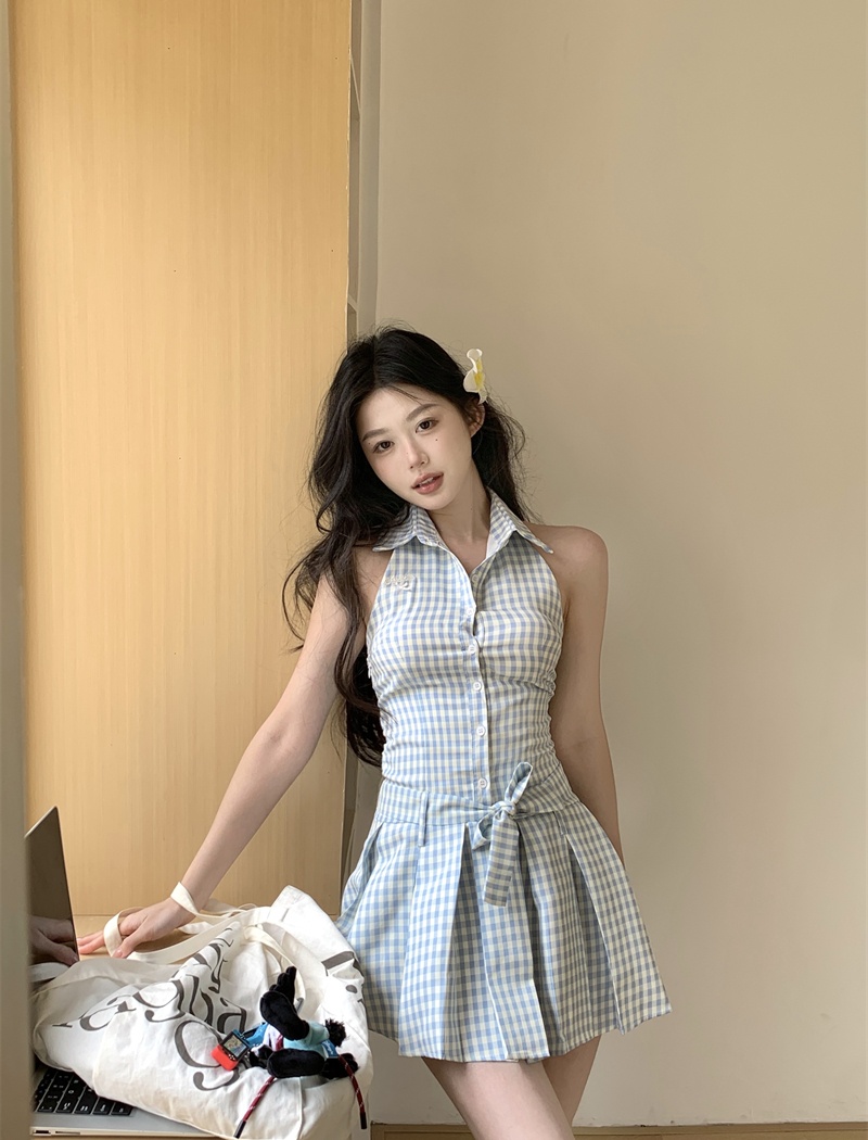 Plaid sleeveless dress inside the ride dress for women