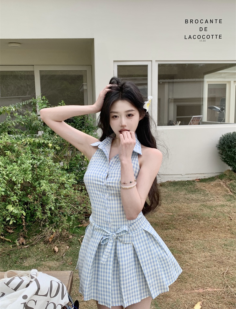 Plaid sleeveless dress inside the ride dress for women