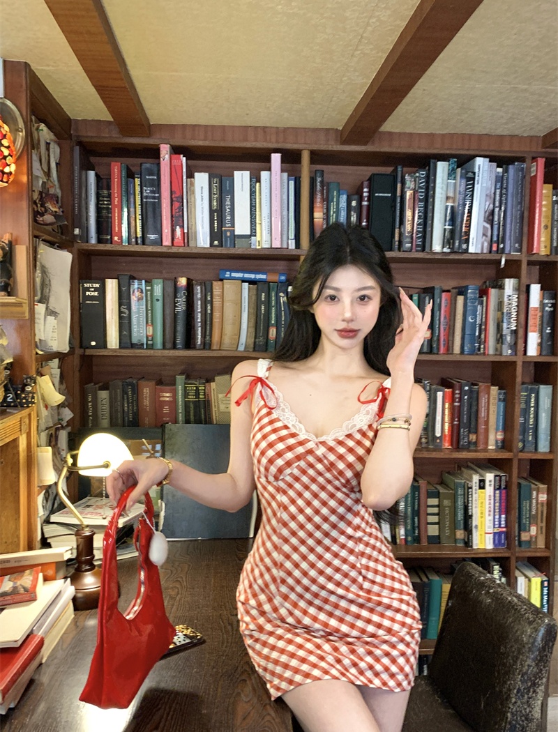 Red vacation dress pinched waist summer T-back for women