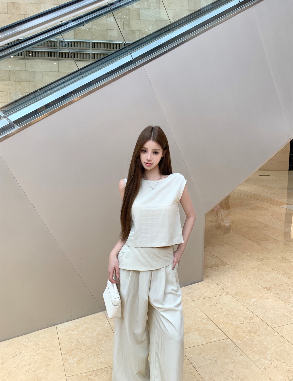 Pure V-neck wide leg pants wear small shirt a set for women