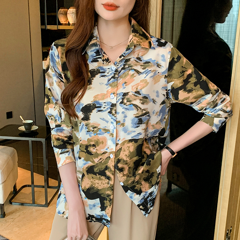 Printing shirt lapel bottoming shirt for women